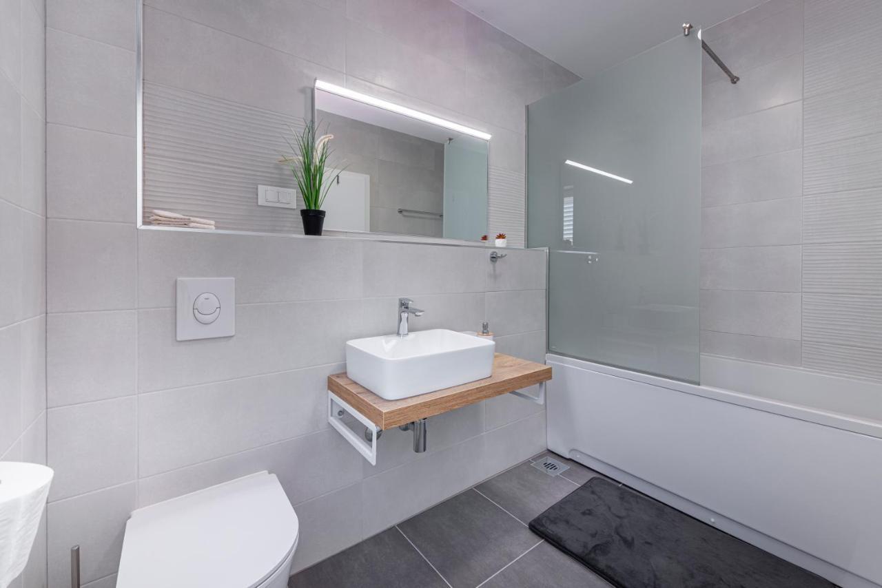 מליני Villa Gold Residence 2 מראה חיצוני תמונה