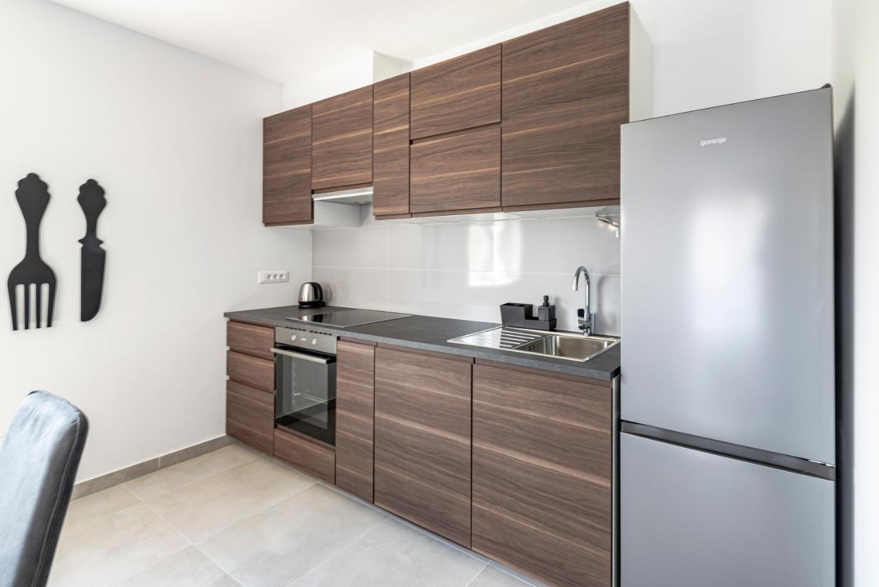 מליני Villa Gold Residence 2 מראה חיצוני תמונה